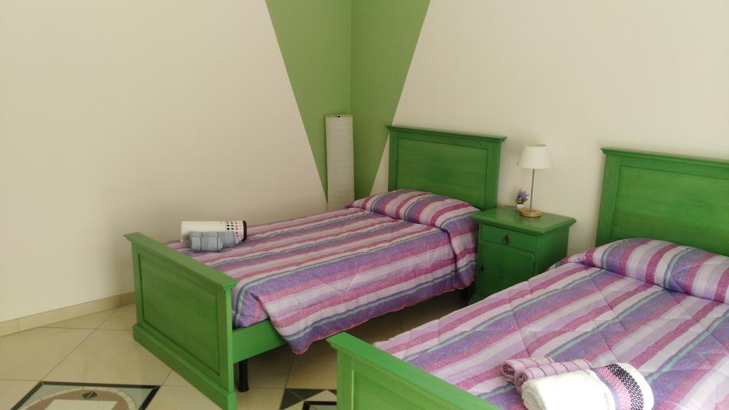 B&B Sa Zodia Guest House Битти Экстерьер фото